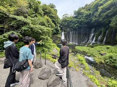 白糸の滝.png