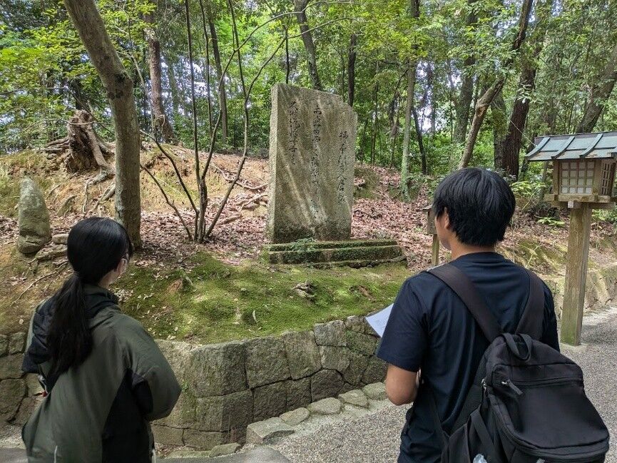 石上2.jpg